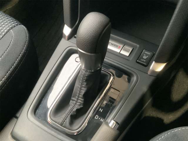 SUBARU FORESTER 2017