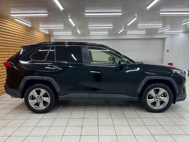 TOYOTA RAV4 4WD 2019