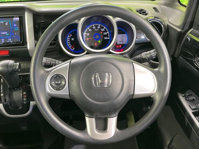 HONDA N BOX CUSTOM 2015