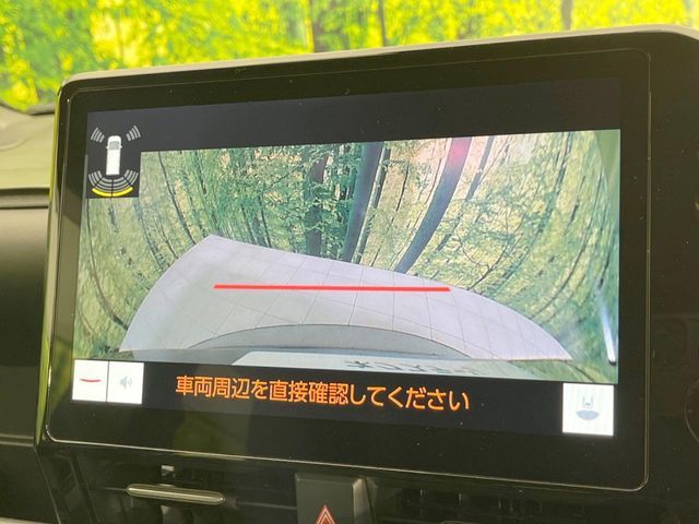 TOYOTA VOXY HYBRID 2022