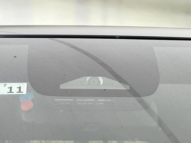 TOYOTA VOXY HYBRID 2022