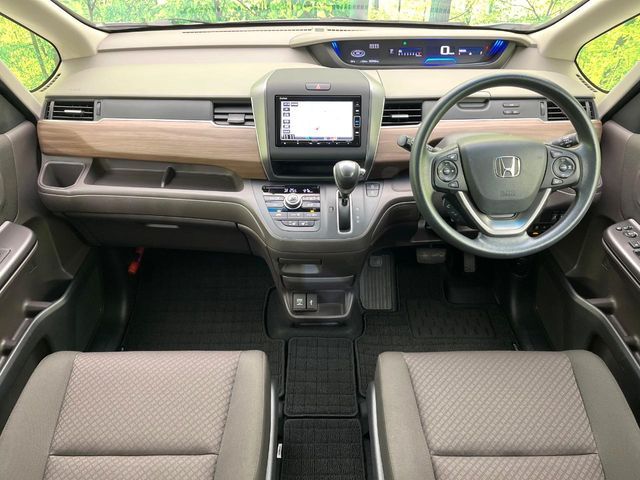 HONDA FREED 4WD 2021