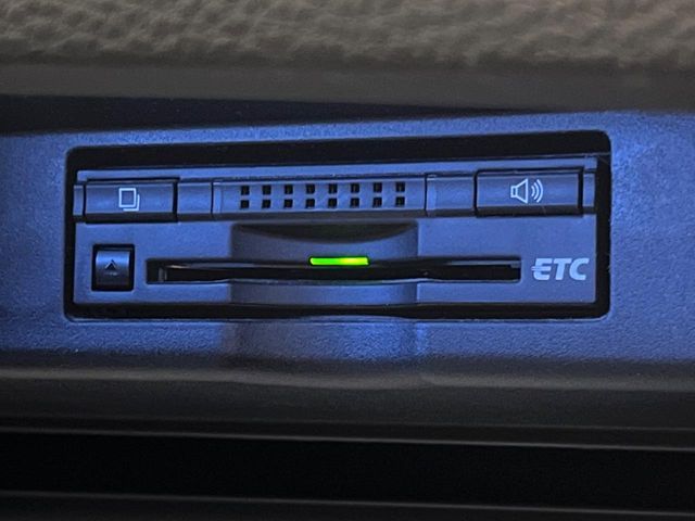 TOYOTA HARRIER 2WD 2015