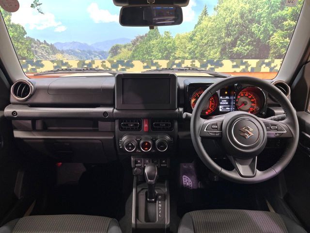 SUZUKI JIMNY NOMADE 2025