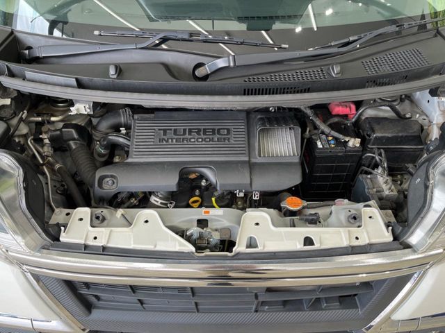 DAIHATSU TANTO CUSTOM 2017