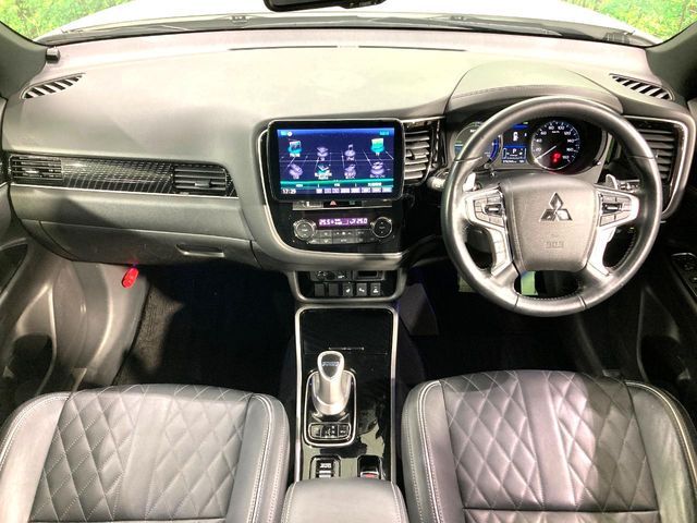 MITSUBISHI OUTLANDER PHEV 2019