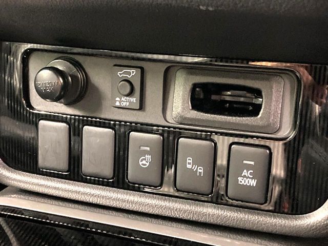 MITSUBISHI OUTLANDER PHEV 2019