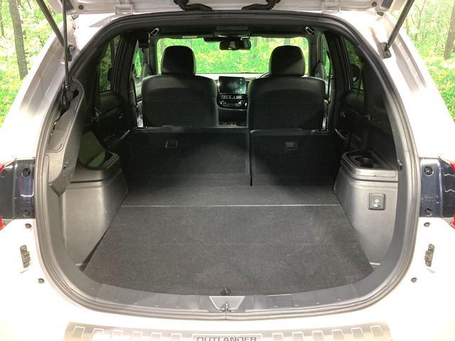 MITSUBISHI OUTLANDER PHEV 2019