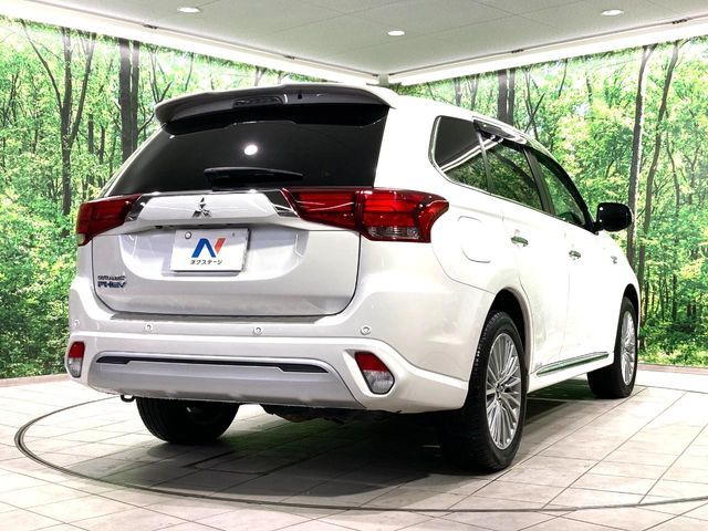 MITSUBISHI OUTLANDER PHEV 2019