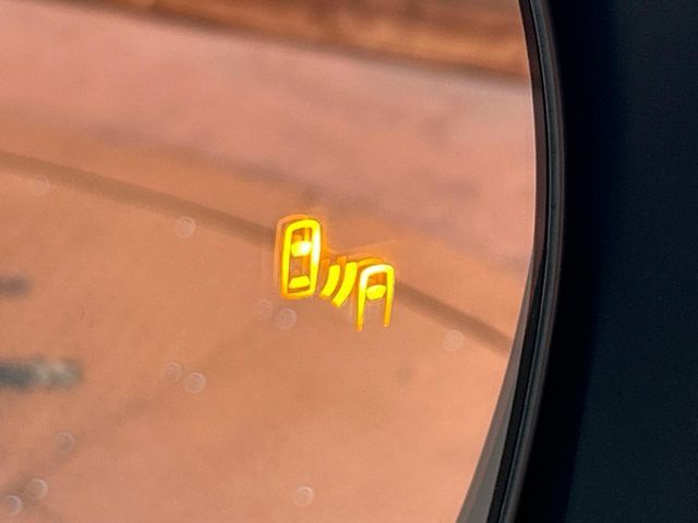 TOYOTA LANDCRUISER PRADO 2023