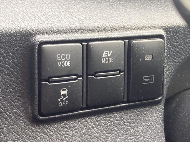 TOYOTA SIENTA HYBRID 2020