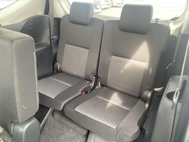 TOYOTA SIENTA HYBRID 2020