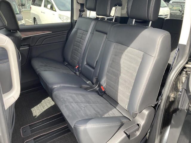 MITSUBISHI DELICA D:5 4WD 2023