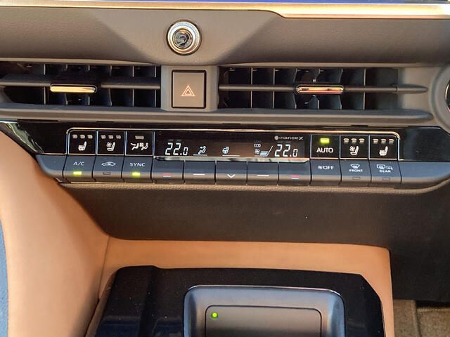 TOYOTA CROWN SPORT 2024