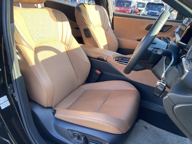 TOYOTA CROWN SPORT 2024