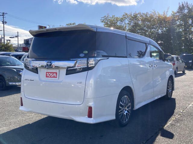 TOYOTA VELLFIRE 4WD 2015