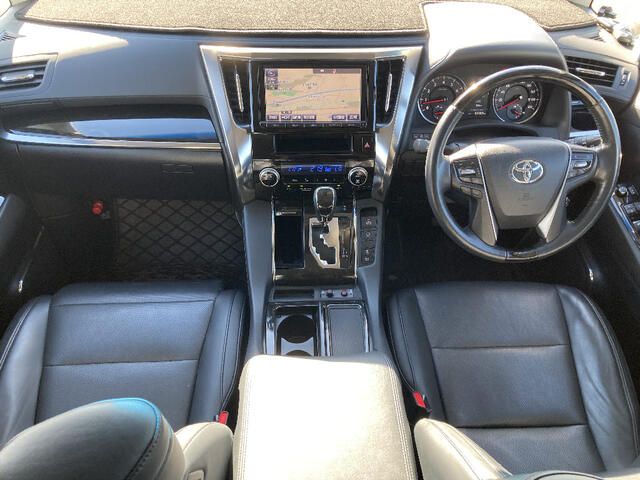 TOYOTA VELLFIRE 4WD 2015