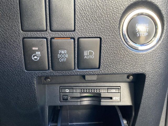 TOYOTA VELLFIRE 4WD 2015