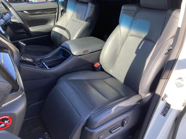 TOYOTA VELLFIRE 4WD 2015