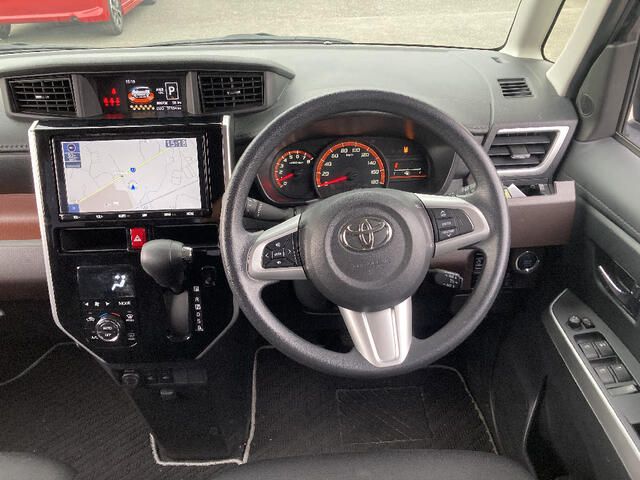 TOYOTA ROOMY 4WD 2019