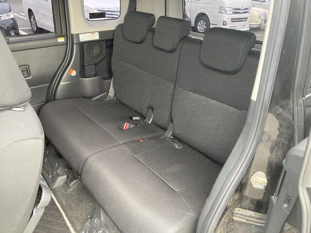 TOYOTA ROOMY 4WD 2019