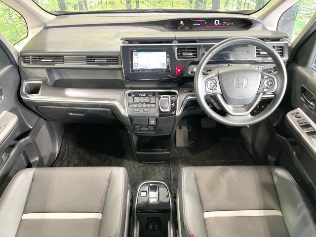 HONDA STEPWAGON SPADA HYBRID 2017