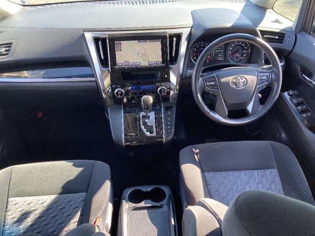 TOYOTA ALPHARD 4WD 2015