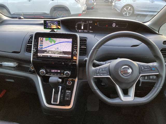 NISSAN SERENA  S-HYBRID 4WD 2017