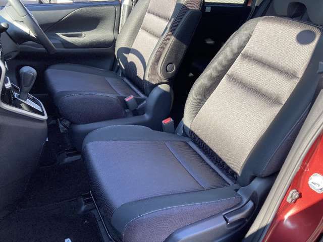 NISSAN SERENA  S-HYBRID 4WD 2017