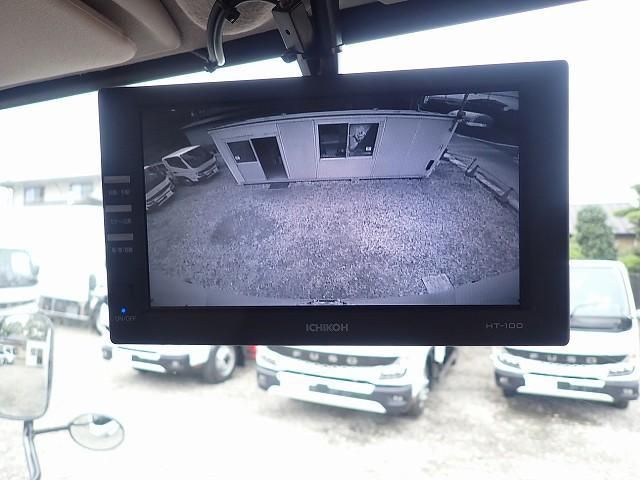 MITSUBISHI CANTER 2025