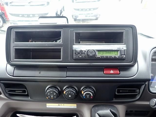 MITSUBISHI CANTER 2025