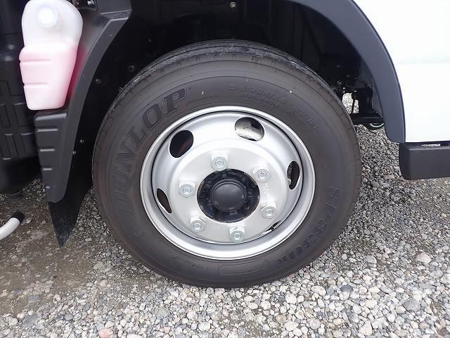 MITSUBISHI CANTER 2025