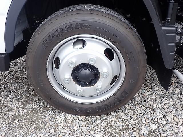 MITSUBISHI CANTER 2025