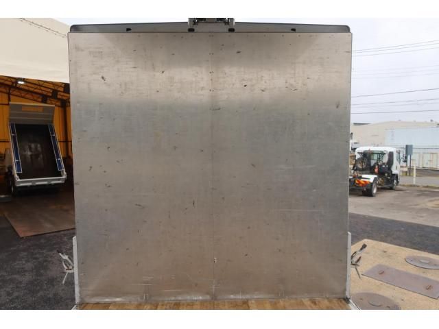 MITSUBISHI FUSOU FIGHTER 2017