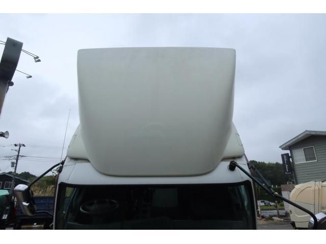 MITSUBISHI FUSOU FIGHTER 2017