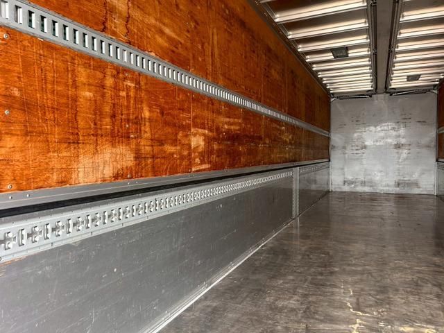 NISSAN DIESEL Quon 2014