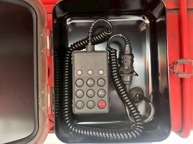 NISSAN DIESEL Quon 2014