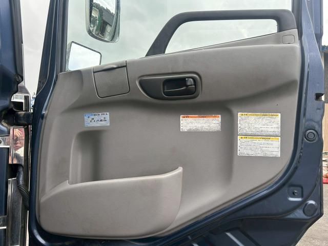 NISSAN DIESEL Quon 2014