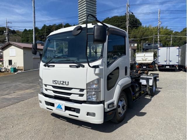 ISUZU FORWARD 2018