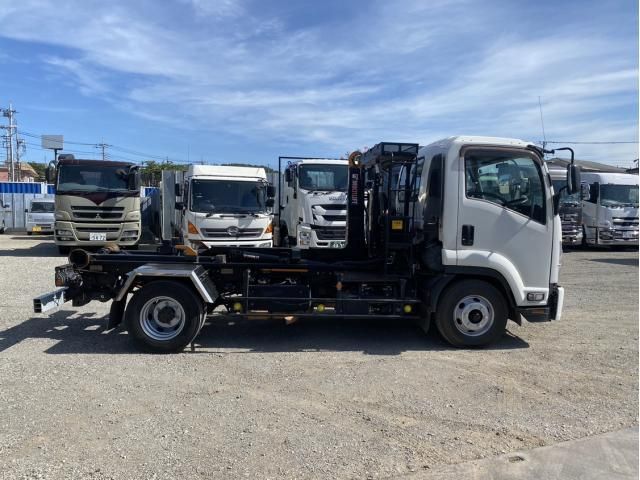 ISUZU FORWARD 2018