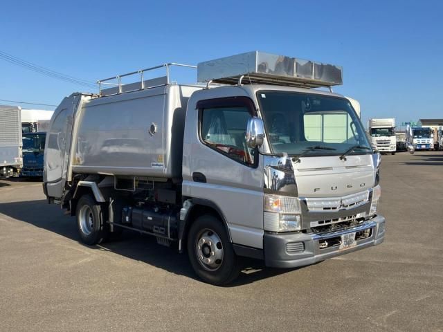 MITSUBISHI CANTER 2016