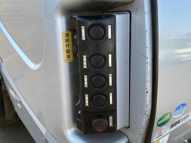 MITSUBISHI CANTER 2016