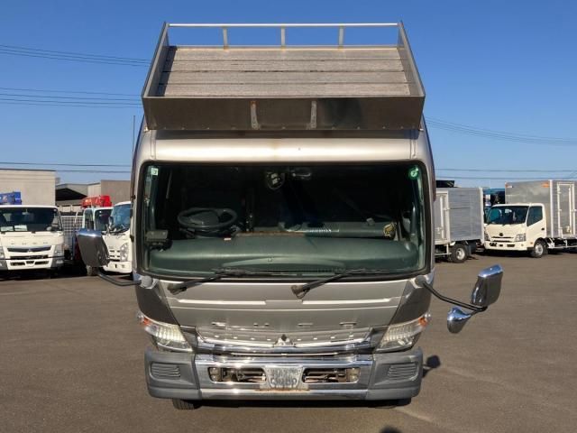 MITSUBISHI CANTER 2016