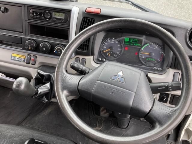 MITSUBISHI CANTER 2018