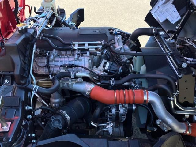 MITSUBISHI CANTER 2025