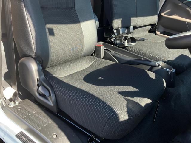 MITSUBISHI CANTER 2025