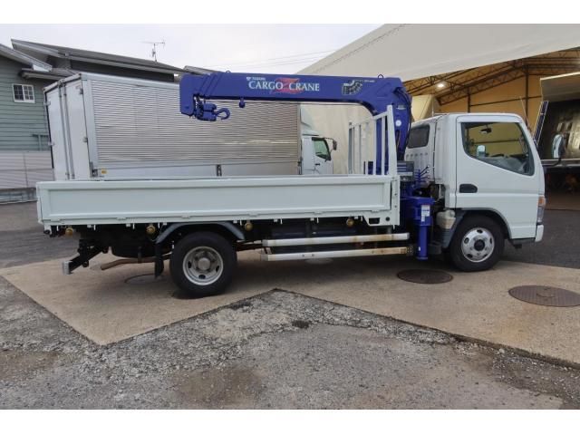 MITSUBISHI CANTER 2004