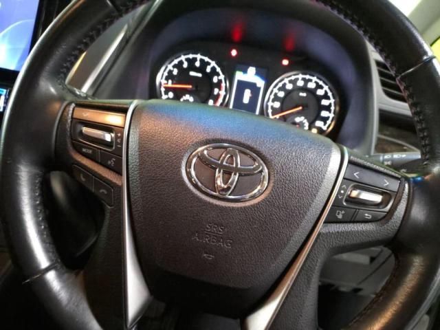 TOYOTA VELLFIRE 2016