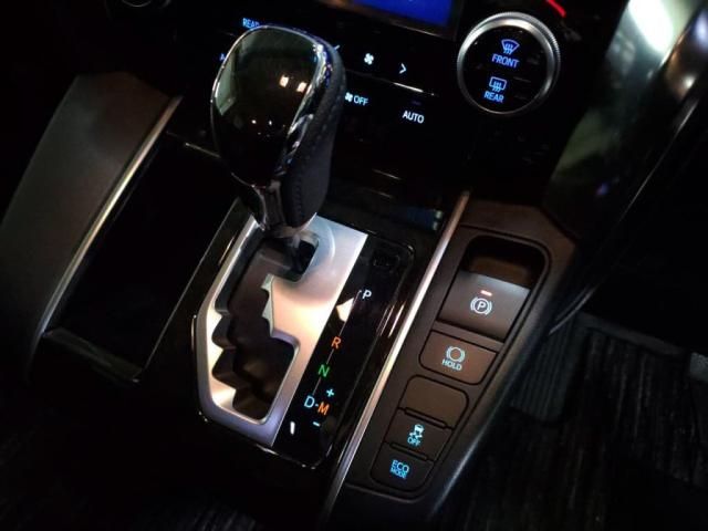 TOYOTA VELLFIRE 2016