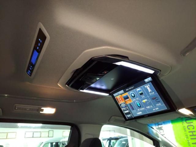 TOYOTA VELLFIRE 2016